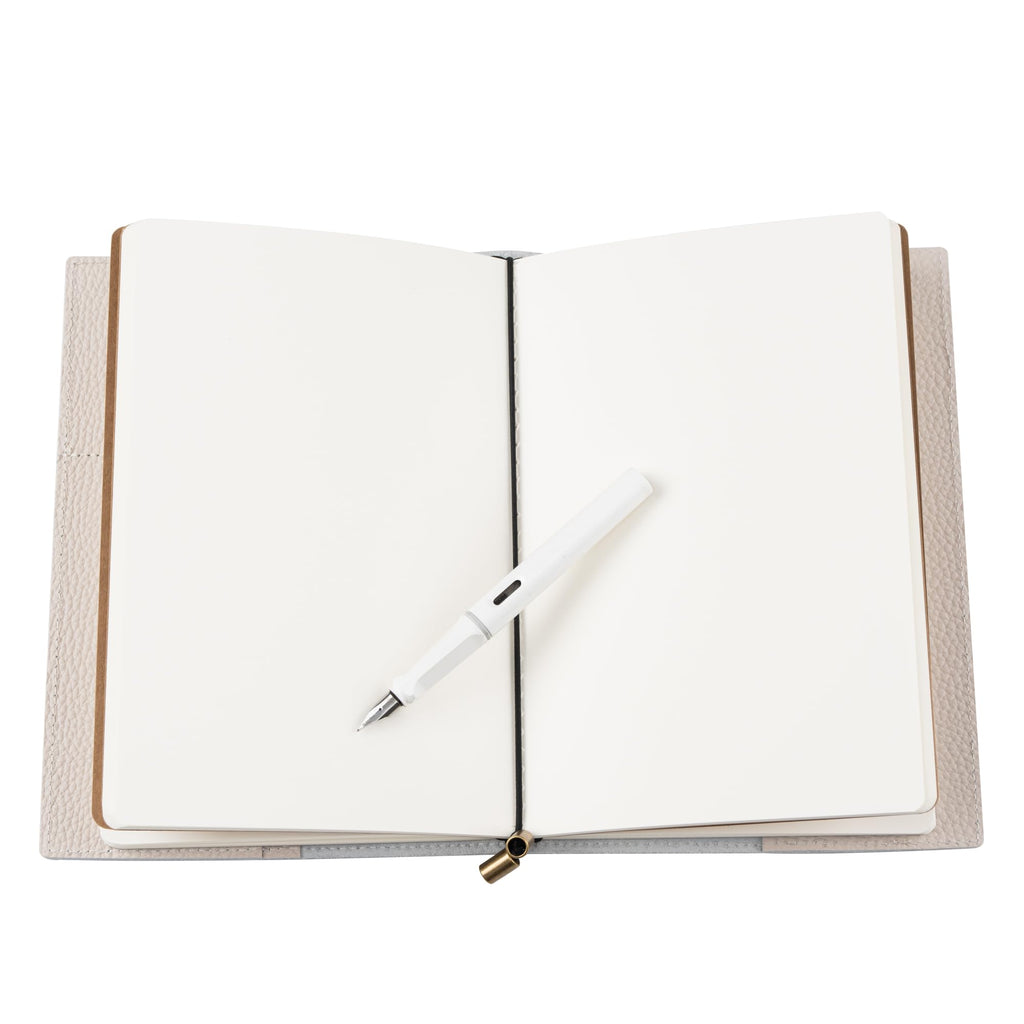 Damit keine Erinnerung verlorengeht: Wanderings A5 Travelers Notebook mit Fächern – Echtes Leder Journal, 6" x8,5/15 x 22cm Nachfüllbares Reisetagebuch, um alle Abenteuer des Lebens festzuhalten, 120 GSM Blanko Einlagen