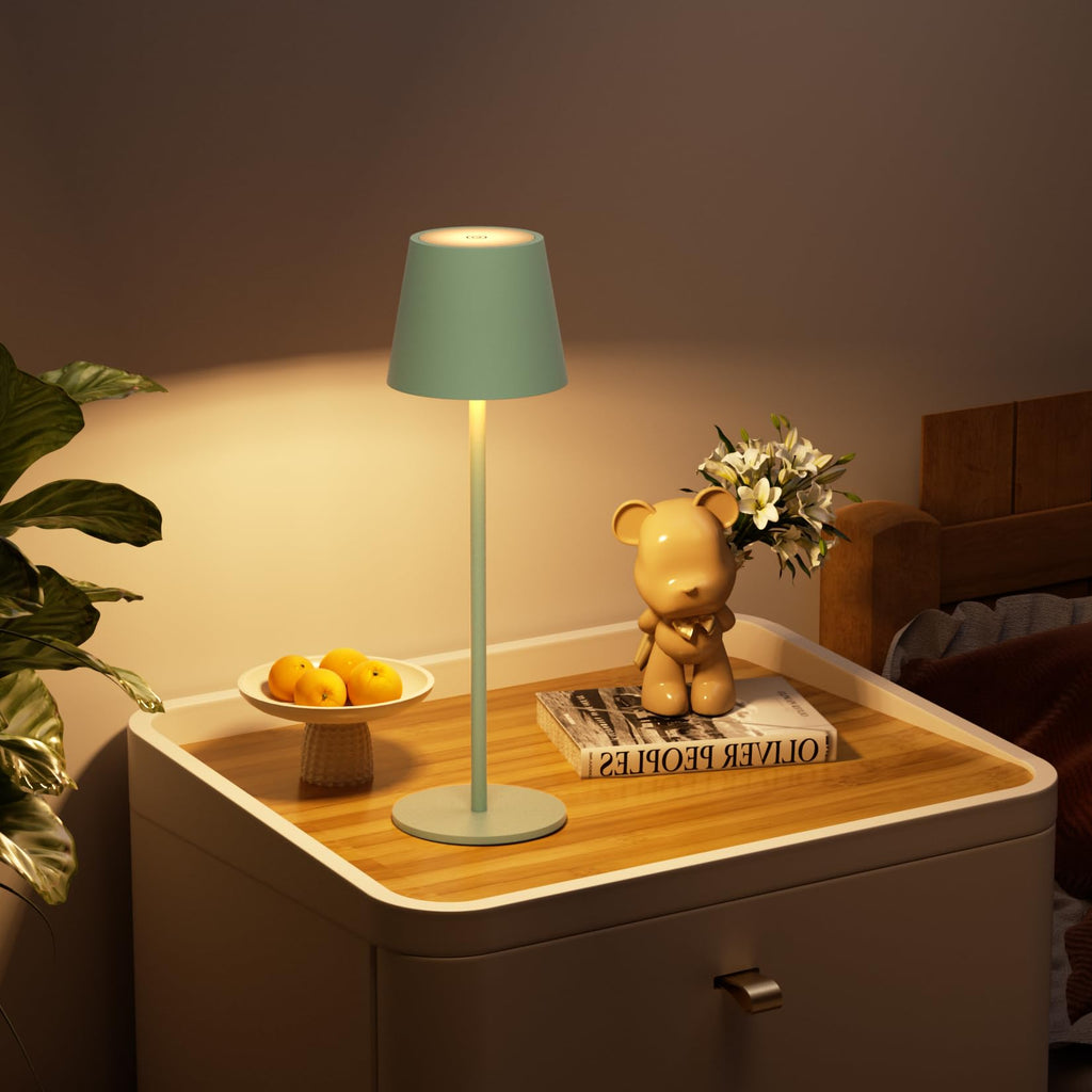 Es werde Licht: Klighten 2 Stück LED Dimmbare Akku Tischlampe, kabellos, wiederaufladbar, warme Lichtfarbe 3000K, Tischleuchte für Innen und Aussen mit USB-C, Aluminium, IP54 Wasserdicht, Dunkelgrau