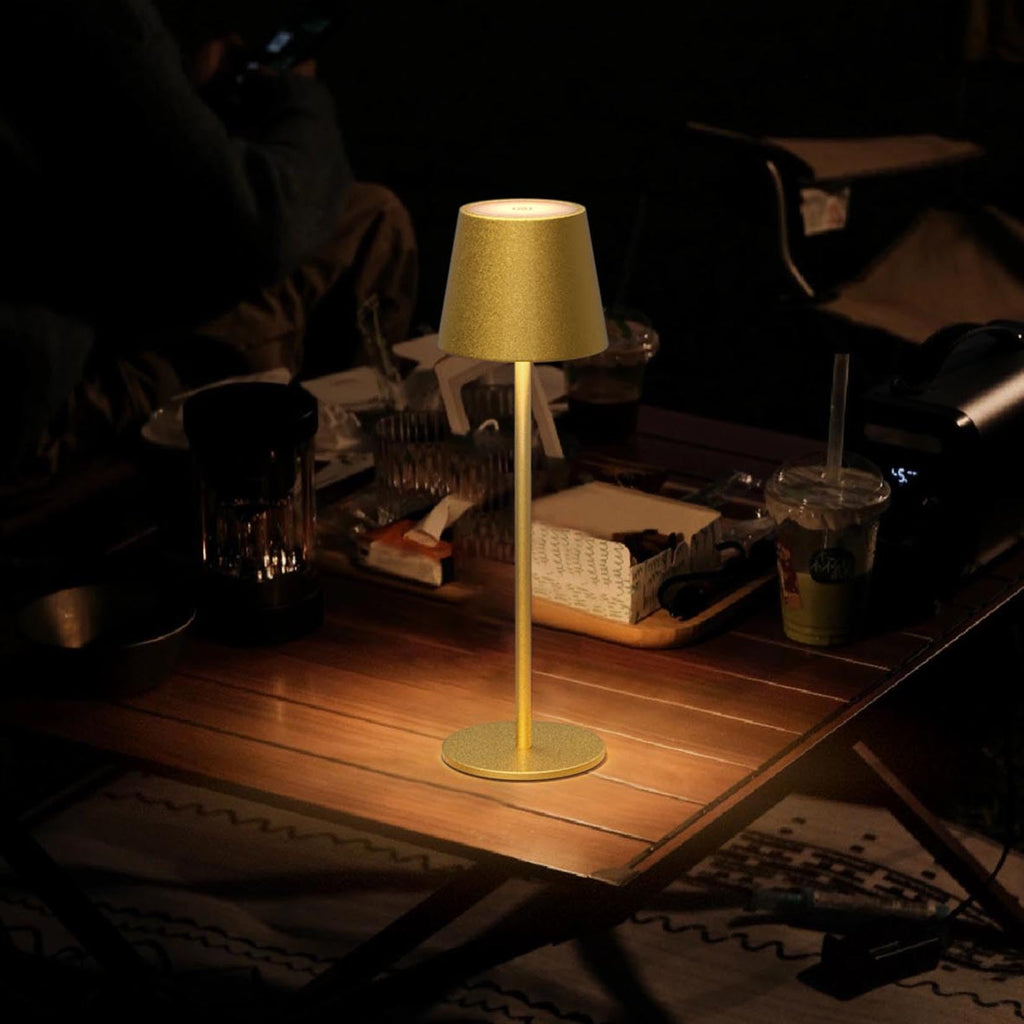 Es werde Licht: Klighten 2 Stück LED Dimmbare Akku Tischlampe, kabellos, wiederaufladbar, warme Lichtfarbe 3000K, Tischleuchte für Innen und Aussen mit USB-C, Aluminium, IP54 Wasserdicht, Dunkelgrau