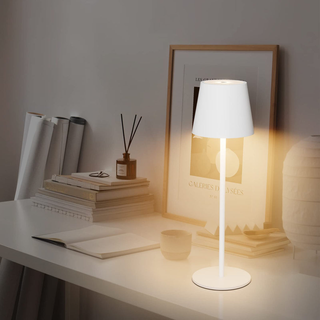 Es werde Licht: Klighten 2 Stück LED Dimmbare Akku Tischlampe, kabellos, wiederaufladbar, warme Lichtfarbe 3000K, Tischleuchte für Innen und Aussen mit USB-C, Aluminium, IP54 Wasserdicht, Dunkelgrau