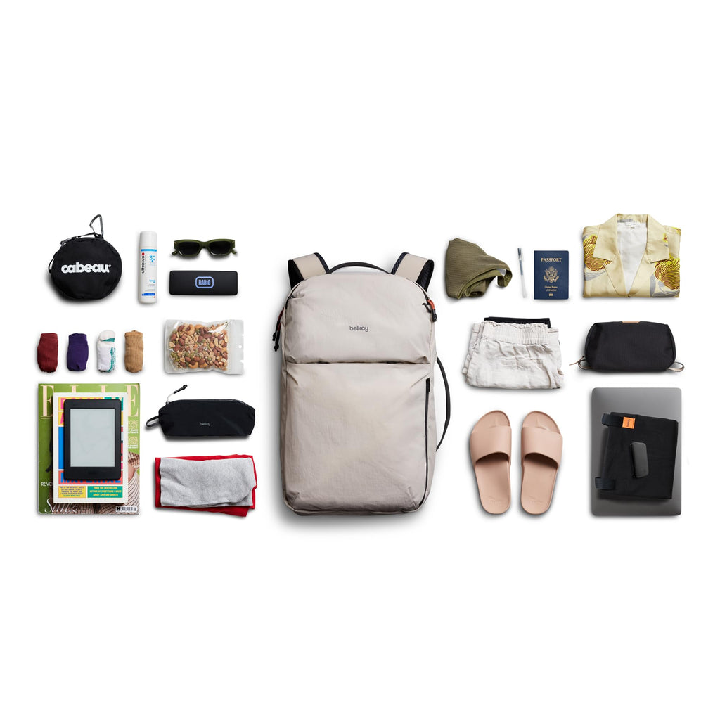 Zu schön zum wandern... Bellroy Lite Travel Pack 30L Handgepäck-Rucksack, Reiserucksack mit Laptop-Fach, inneren Packfächern und verstaubaren Schultergurten - Clay