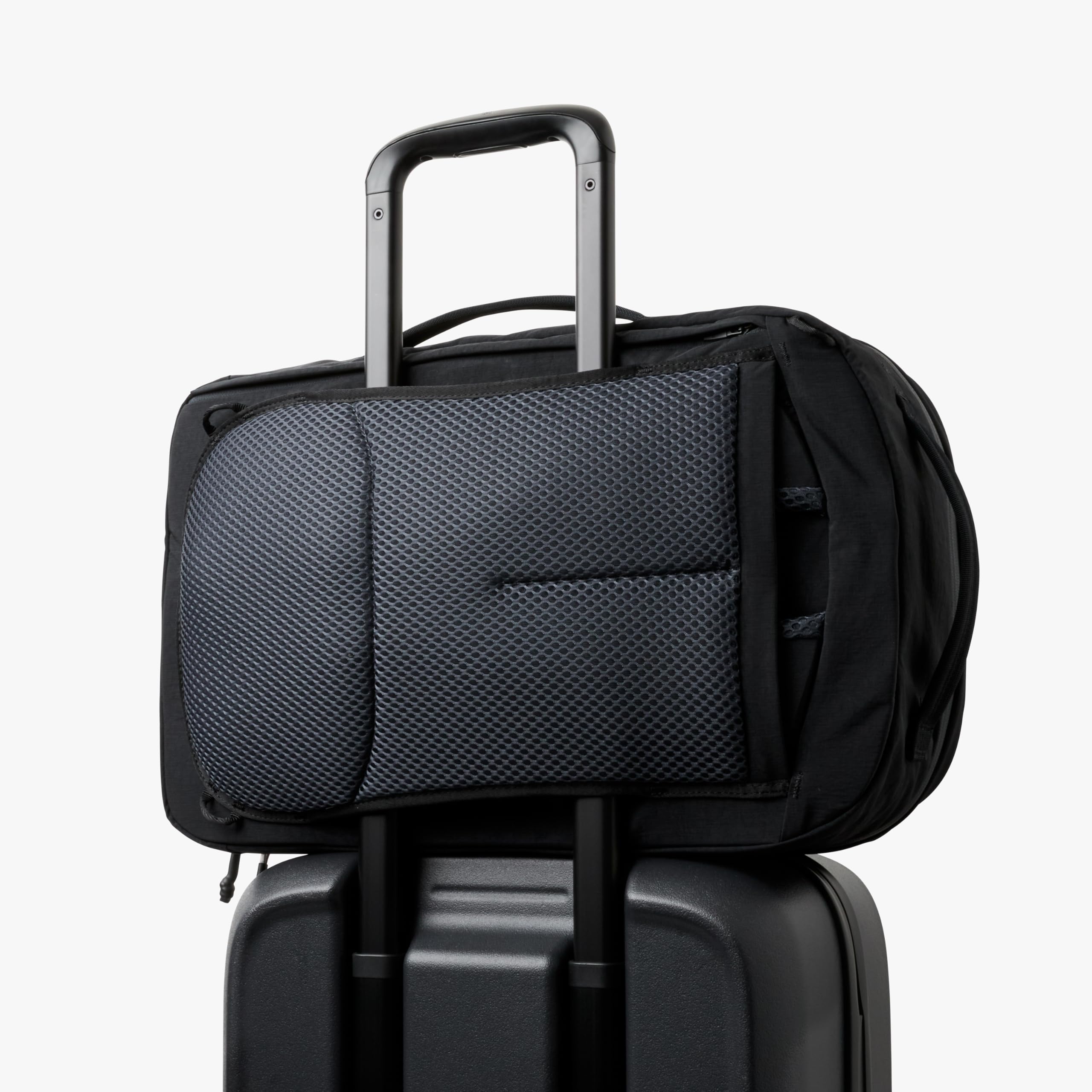 Zu schön zum wandern... Bellroy Lite Travel Pack 30L Handgepäck-Rucksack, Reiserucksack mit Laptop-Fach, inneren Packfächern und verstaubaren Schultergurten - Clay