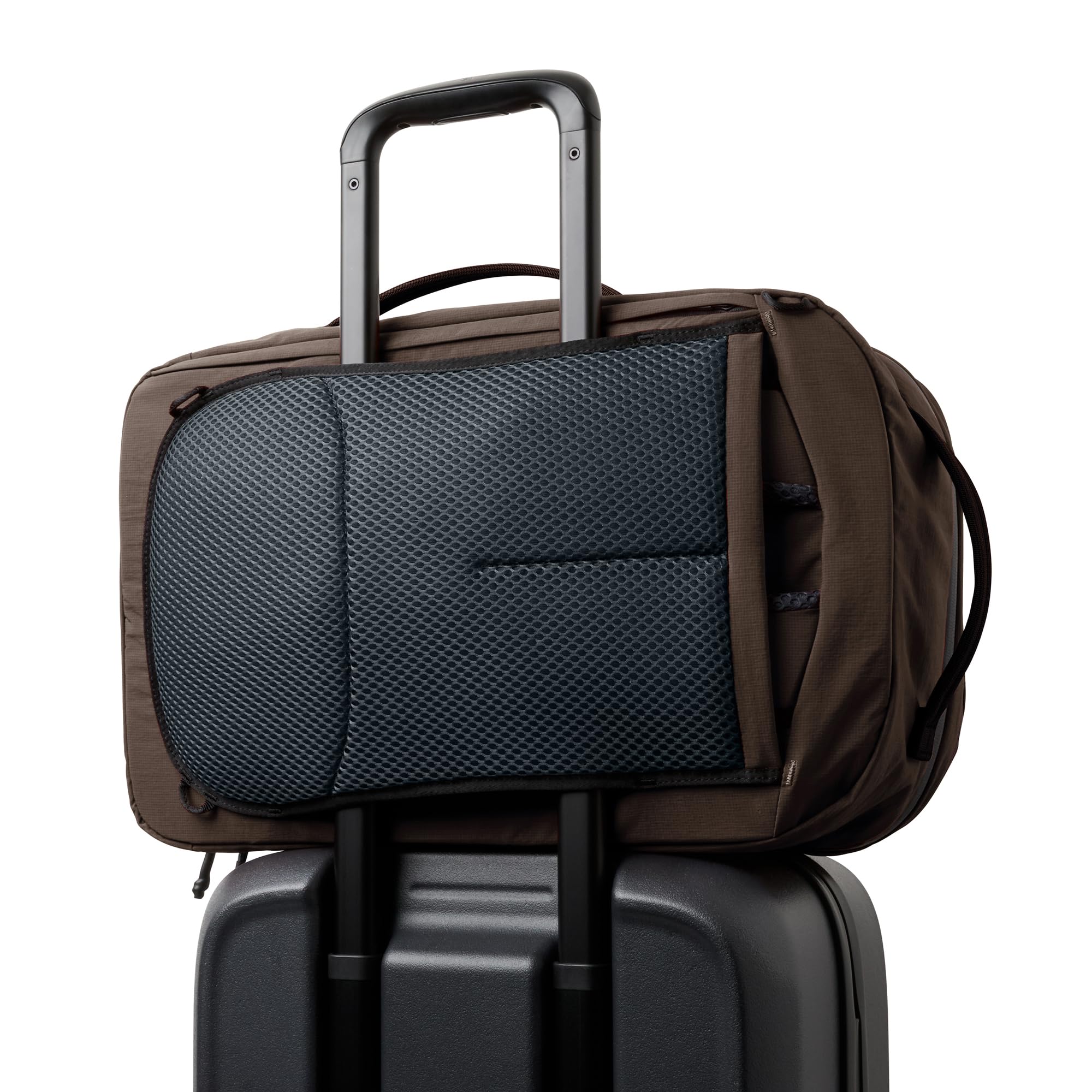 Zu schön zum wandern... Bellroy Lite Travel Pack 30L Handgepäck-Rucksack, Reiserucksack mit Laptop-Fach, inneren Packfächern und verstaubaren Schultergurten - Clay