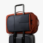 Zu schön zum wandern... Bellroy Lite Travel Pack 30L Handgepäck-Rucksack, Reiserucksack mit Laptop-Fach, inneren Packfächern und verstaubaren Schultergurten - Clay