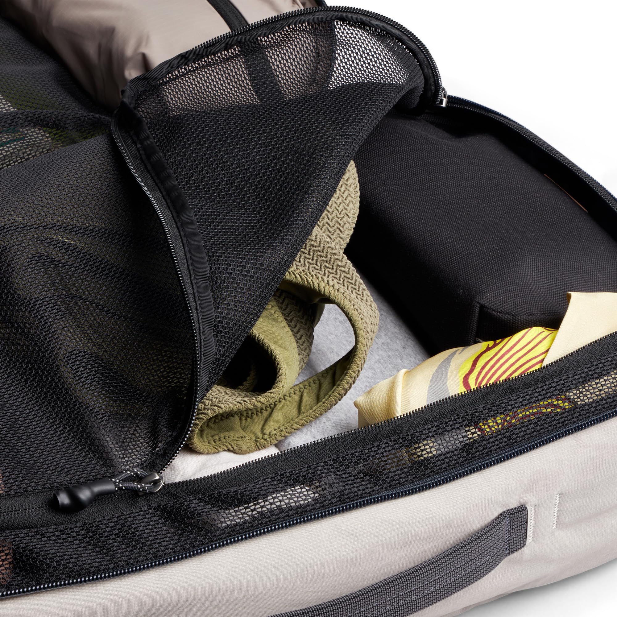 Zu schön zum wandern... Bellroy Lite Travel Pack 30L Handgepäck-Rucksack, Reiserucksack mit Laptop-Fach, inneren Packfächern und verstaubaren Schultergurten - Clay